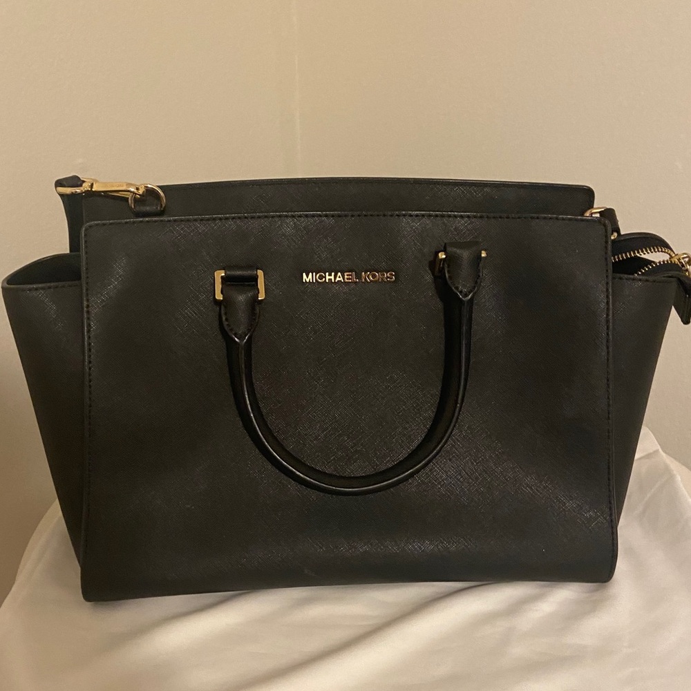 Michael Kors Large Selma Bag